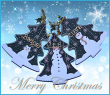 Snowman Family Gift Tags in TRADITIONAL GREEN